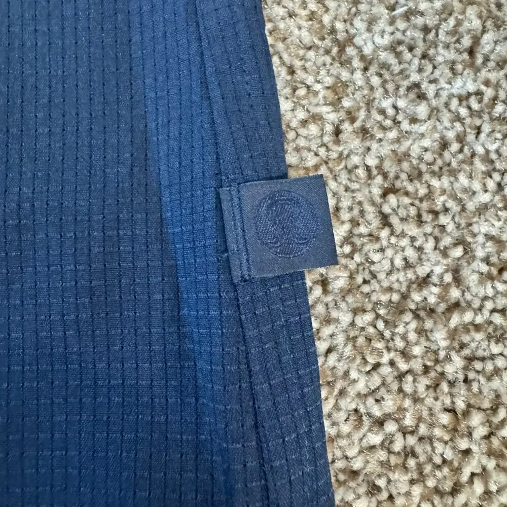 Lululemon NWT Mens Size Large Airing Easy Short Sleeve Button Up Shirt True Navy - Picture 4 of 9